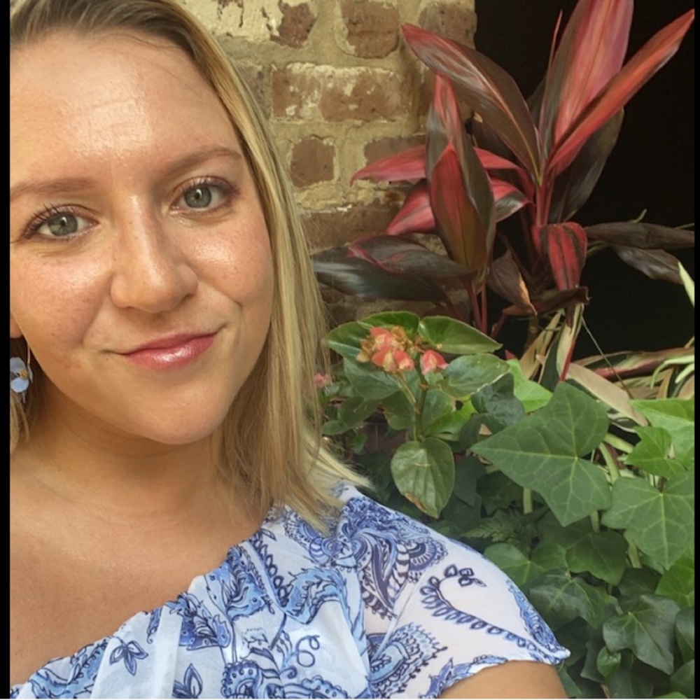 Meet your Posher, Nicole